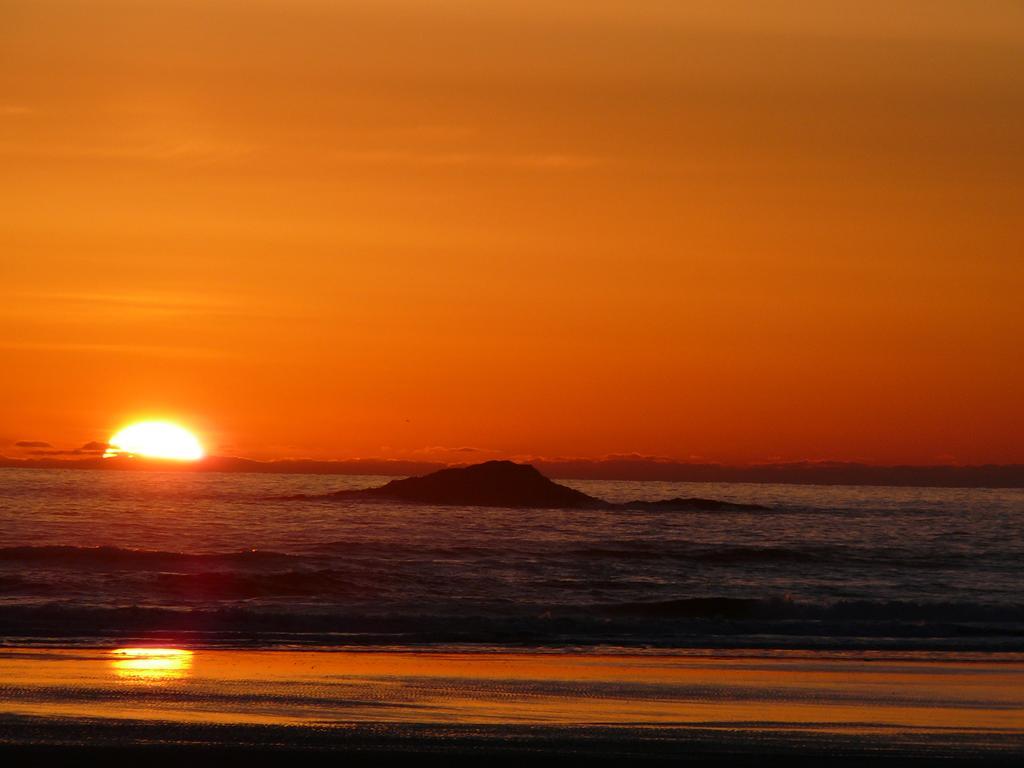 203 At Water'S Edge Apartman Ucluelet Szoba fotó